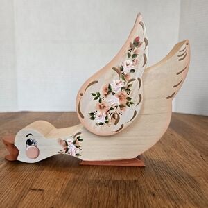 Vintage Wooden Country Goose Hand Painted Floral FolkArt Cottage Farmhouse Décor